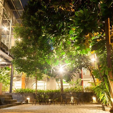 Griya Regato Hotell Jakarta Exteriör bild
