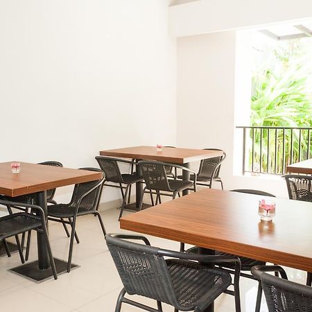 Griya Regato Hotell Jakarta Exteriör bild